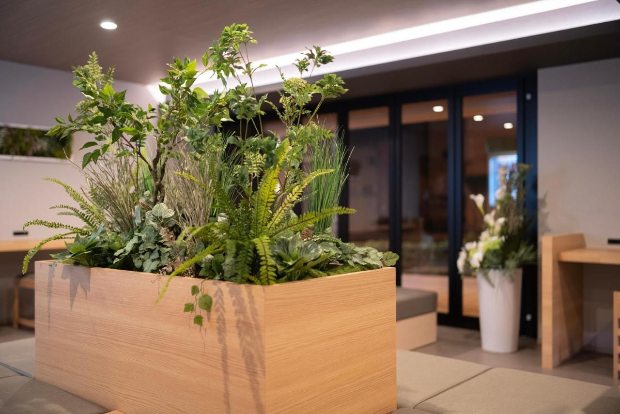 Wellstay Shinsekai Wakyo Osaka Exteriör bild